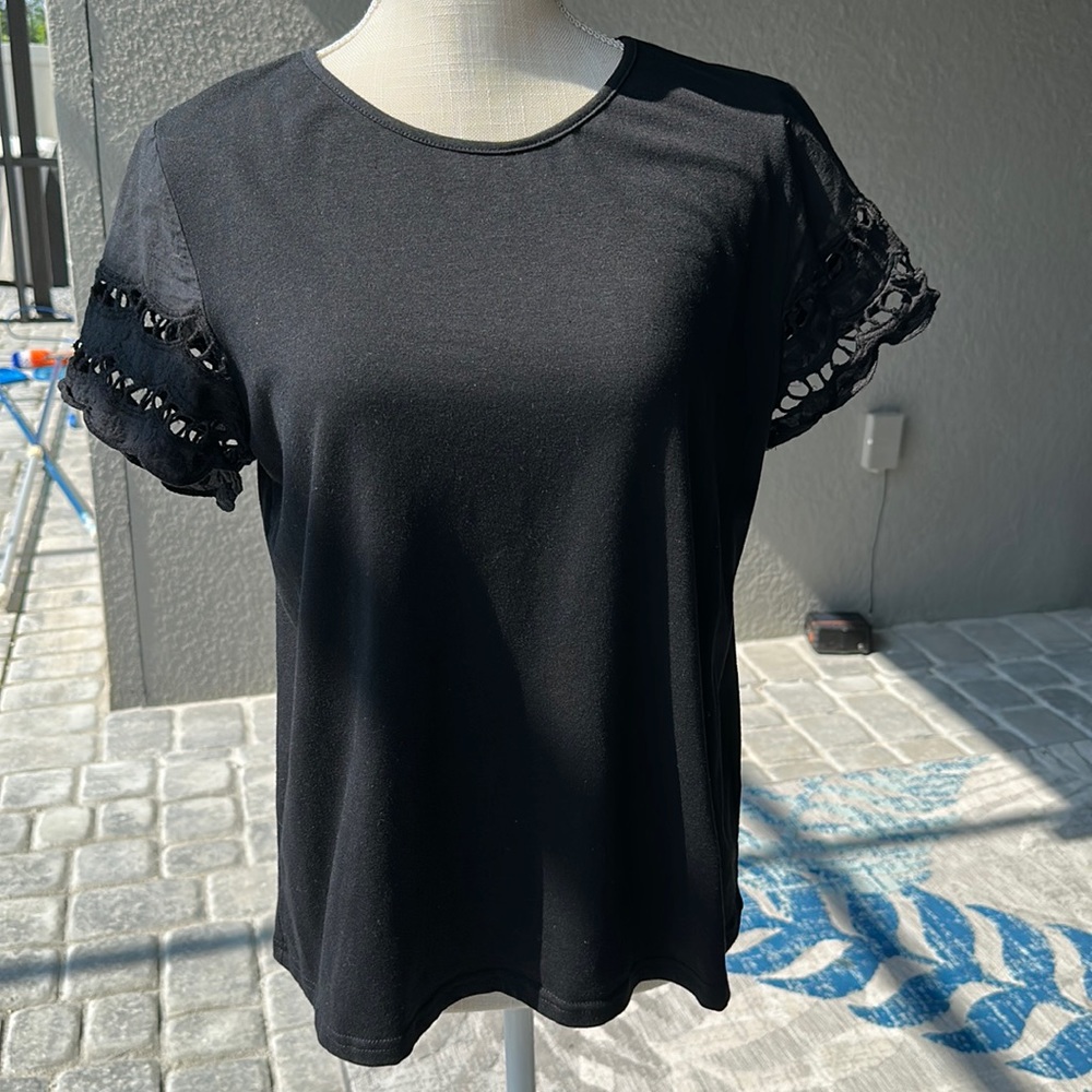Cotton lace sleeve t shirt